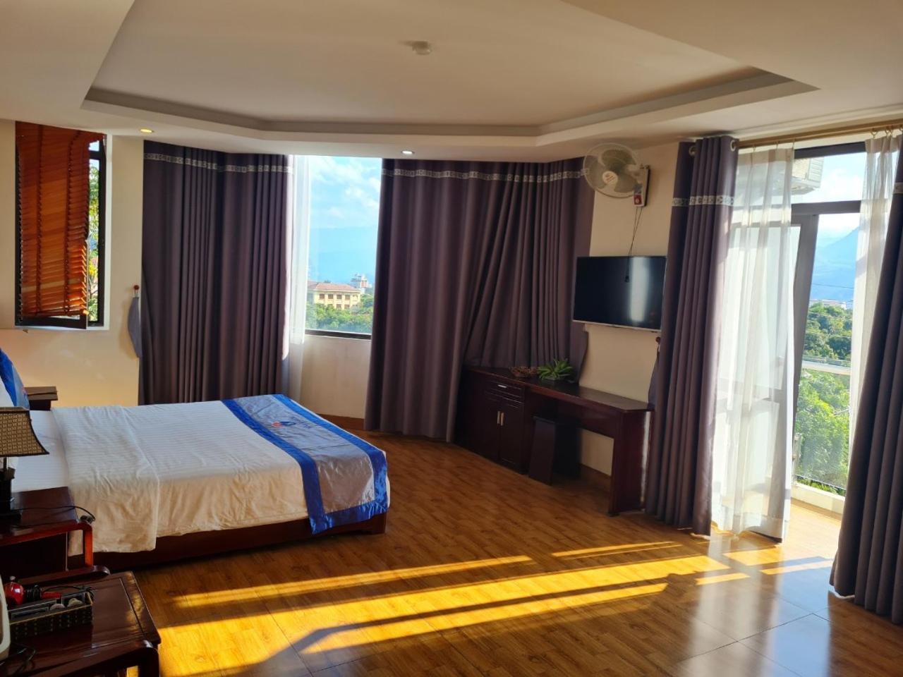 Minh Son Hotel Ta Lan Than 외부 사진